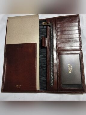 Bosca Flight Attendant Document Organizer Genuine Old Leather Dark Brown